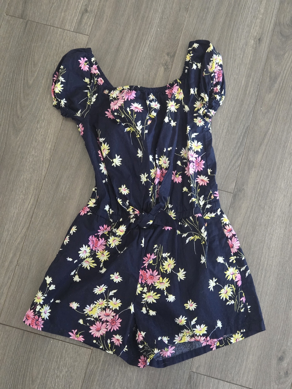 Gap Kids Girls Youth Navy Floral Romper Short Sleeve Size 8 Cotton Shorts